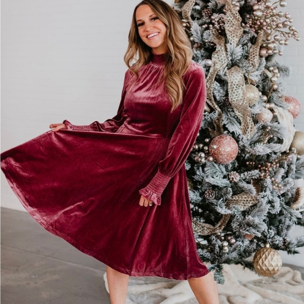PINK DESERT SUGAR PLUM VELVET DRESS IN FROSTED MAUVE XL